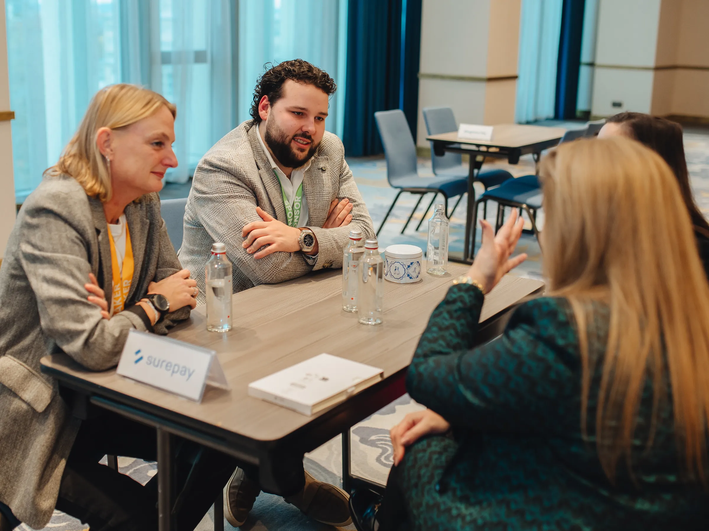 Banking CEE Expo business conversation